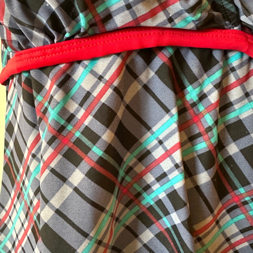Torrid Vintage Black & Red Plaid Halter Style Bathing / Swim Suit Tankini Top. - Picture 4 of 8